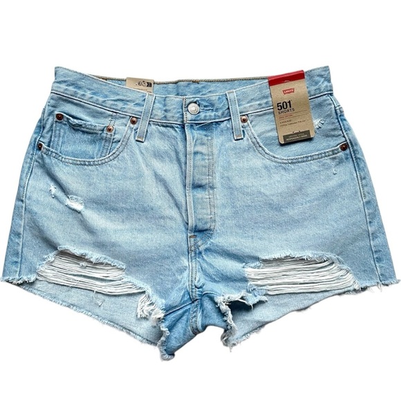 NWT Levi's 501 Distressed Button Front Denim Shorts - Picture 1 of 4